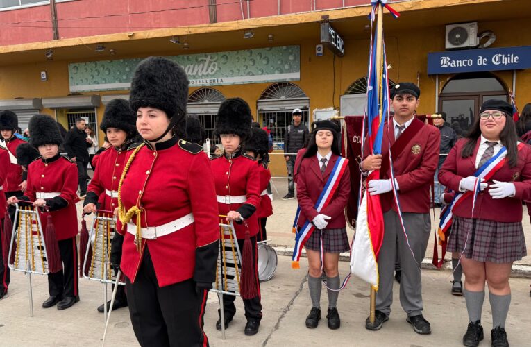 Desfile en Honor a las Glorias del Ejército